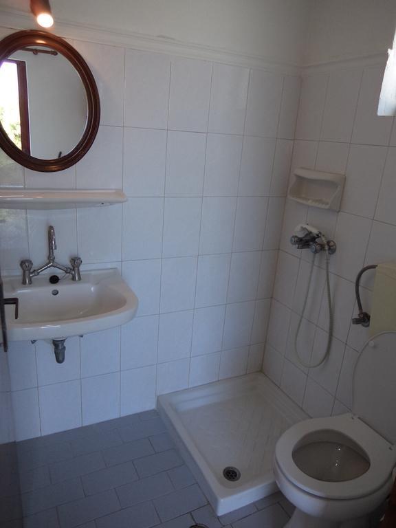 Renesis Studios Lithakia  Room photo