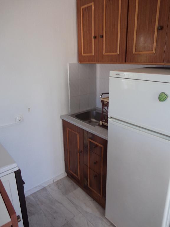 Renesis Studios Lithakia  Room photo